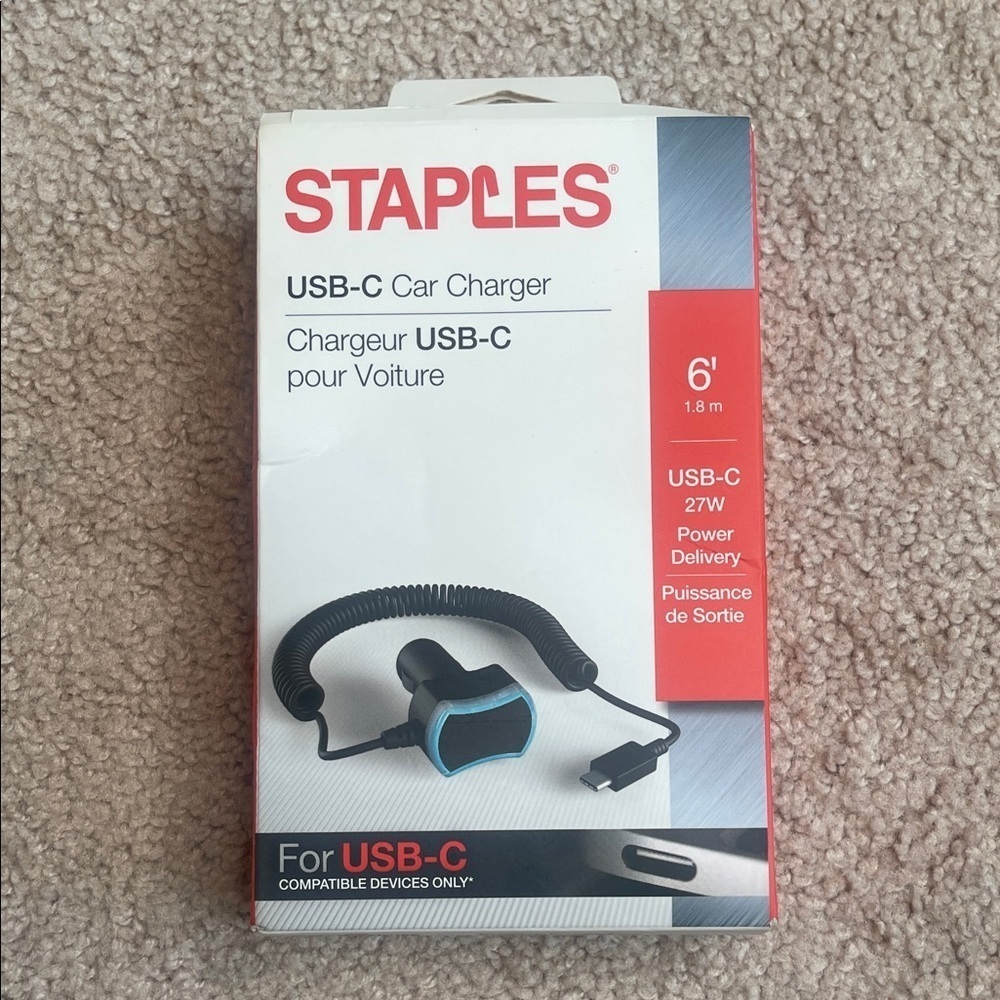 NWT Staples USB-C Car Charger with Coiled Cable
